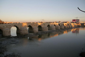 Puente Romano