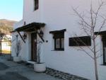 Nuestra fachada en la ruta GR7 E4 en Capilerilla